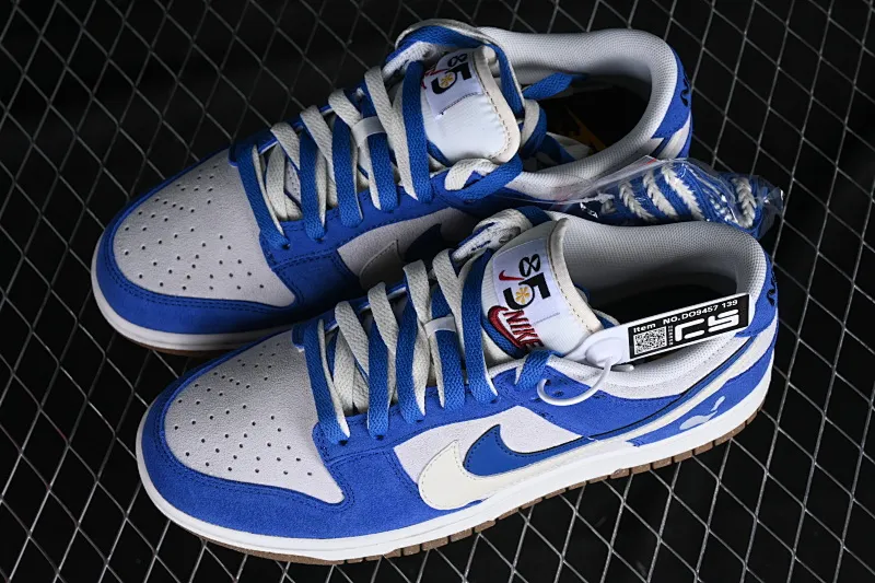 All categories Nk SB Dunk series Nk SB Dunk Low low-top sneakers Nk SB Dunk Low "85" white and blue double hook SB low-top sports and leisure sneakers DO9457-139